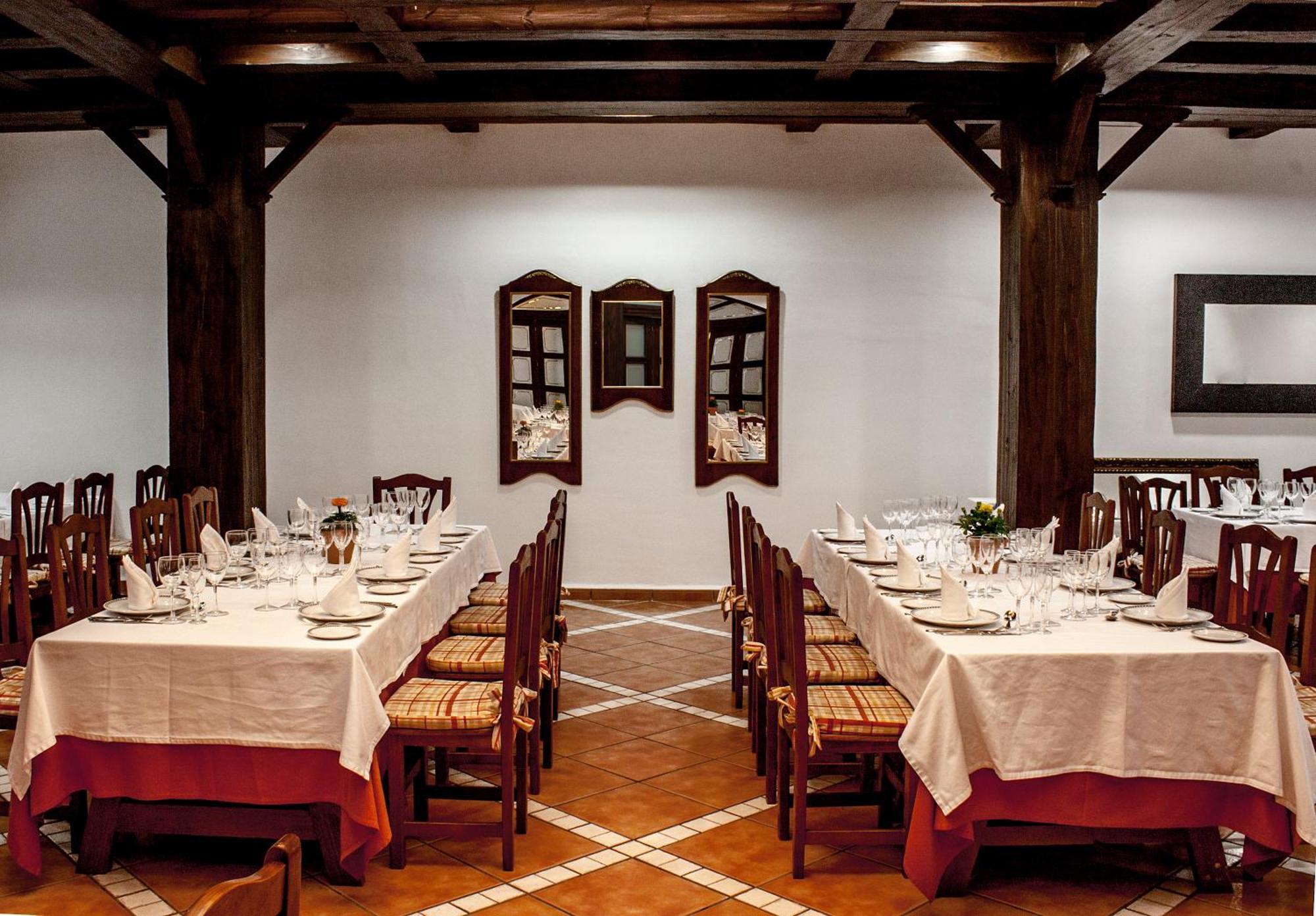 Albenzaire Hotel Asador Fuensanta  Exterior foto